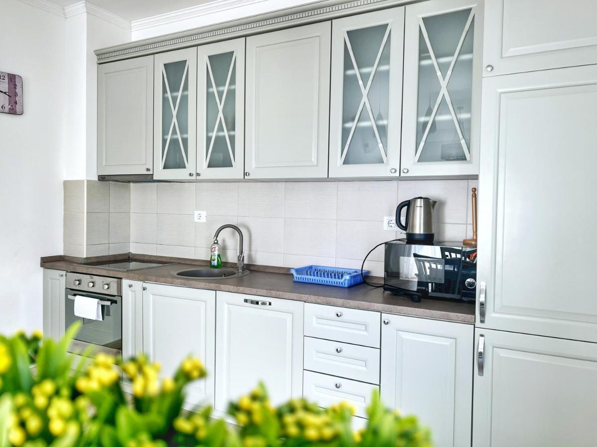 Yourhome Beach First Line Dobra Voda Exterior foto