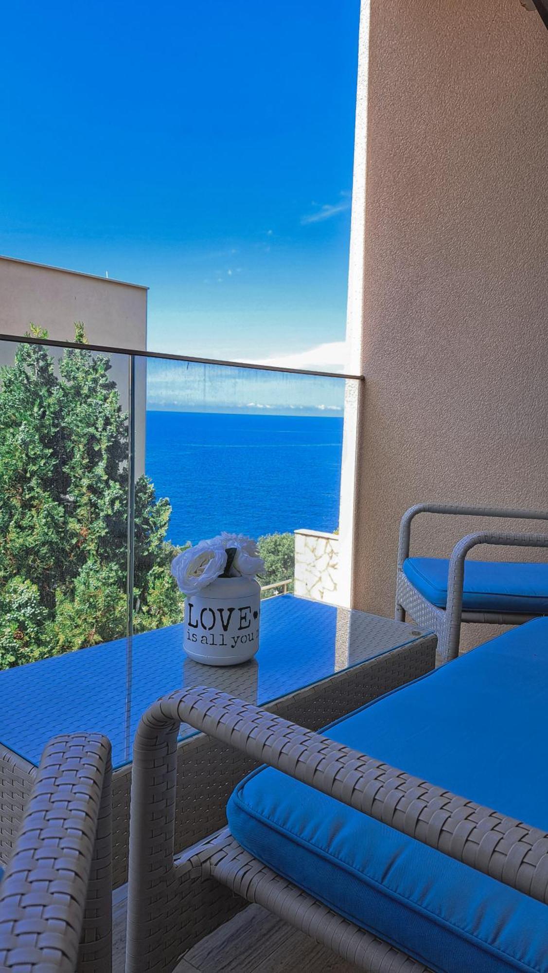 Yourhome Beach First Line Dobra Voda Exterior foto